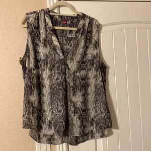 Vince camuto xxl blouse gray